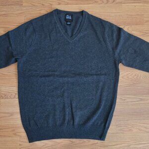 Jos A. Bank 1905 V-Neck Sweater